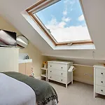 3 Bed In Oc-95032