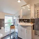 3 Bed In Oc-95032