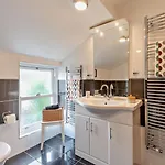 3 Bed In Oc-95032 *