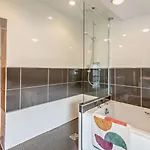 3 Bed In Oc-95032 *